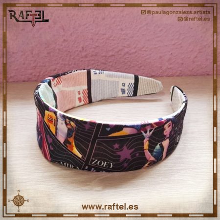Diadema Huntrix negra
