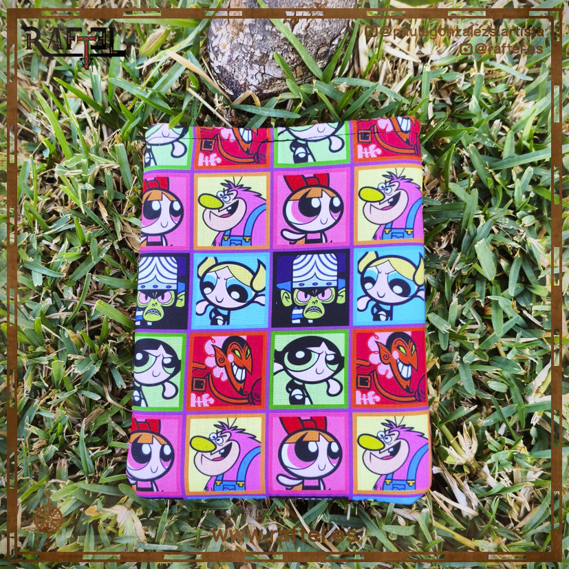 Funda de libro pequeña Las supernenas